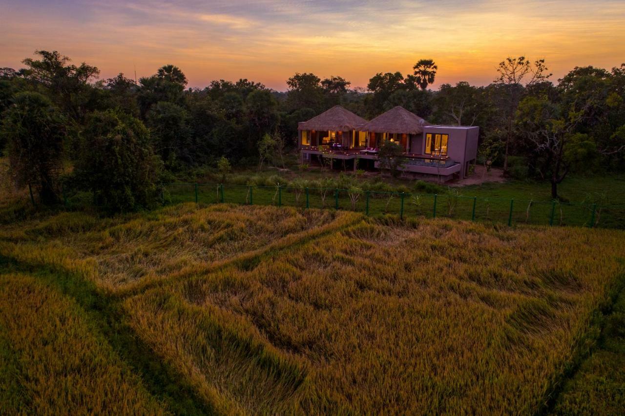 Hotel Uga Ulagalla Sigiriya Esterno foto